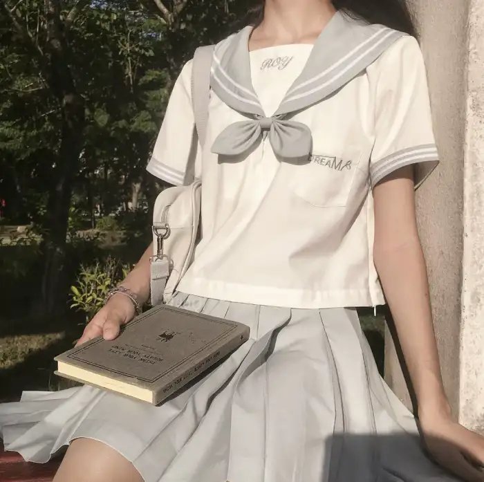托阴
